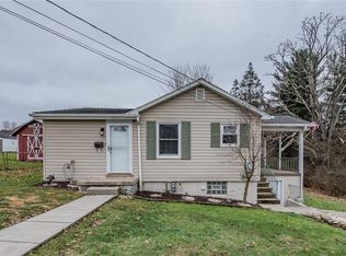 3100 Texas Dr, Lower Burrell, PA 15068