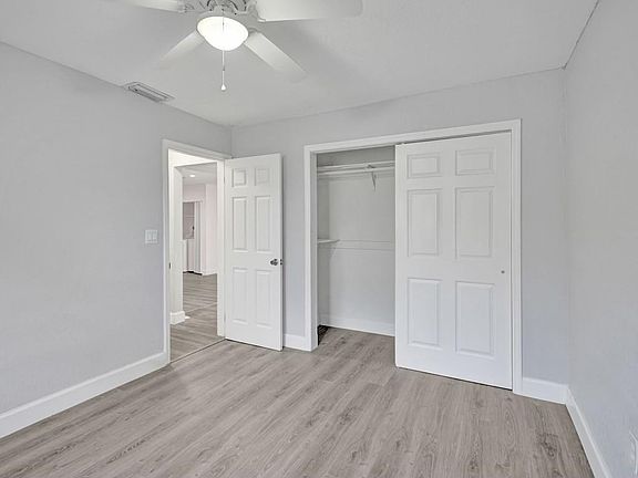 3rd image of 7031 NW 20th St