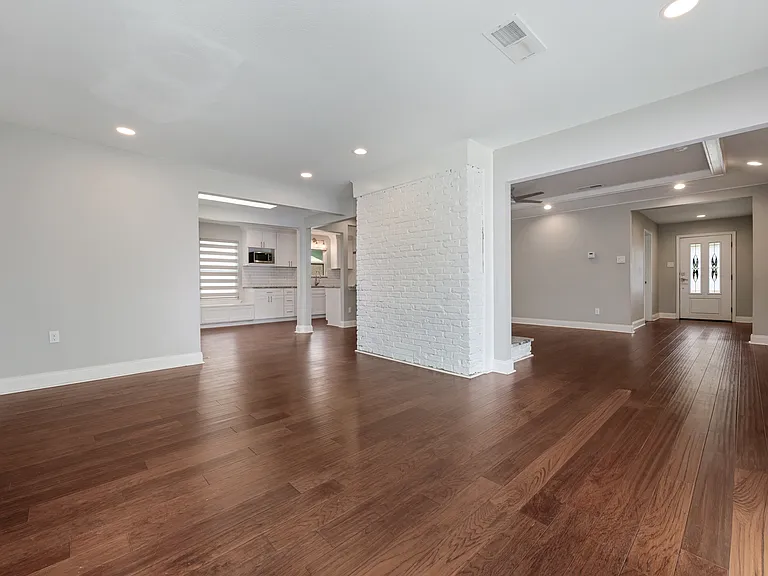 3236 Merrell Rd — Photo 13