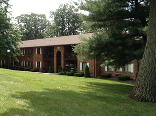 584 Green Meadows Dr, Dallastown, PA 17313
