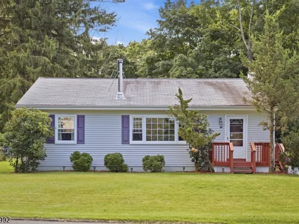 44 Signal Hill Trl, Sparta Twp., NJ 07871