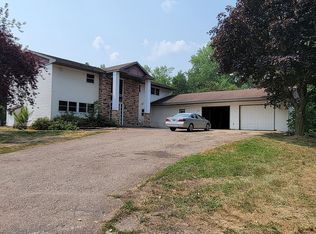 8855 230th St E, Lakeville, MN 55044