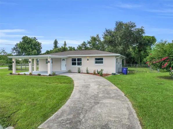 462 Muskegon Ave, Fort Myers, FL 33905