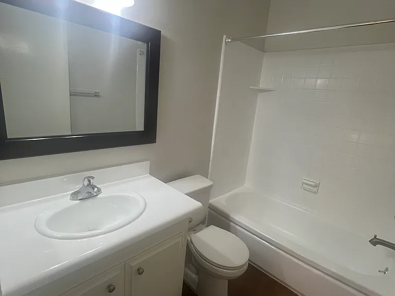 Quakertown Terrace Apts. — Photo 10