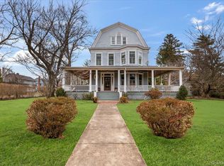 102 Sea Cliff Avenue, Sea Cliff, NY