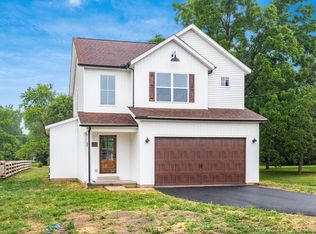 6012 Radekin Rd, Columbus, OH 43232