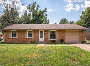202 Webster Blvd, Jeffersonville, IN 47130