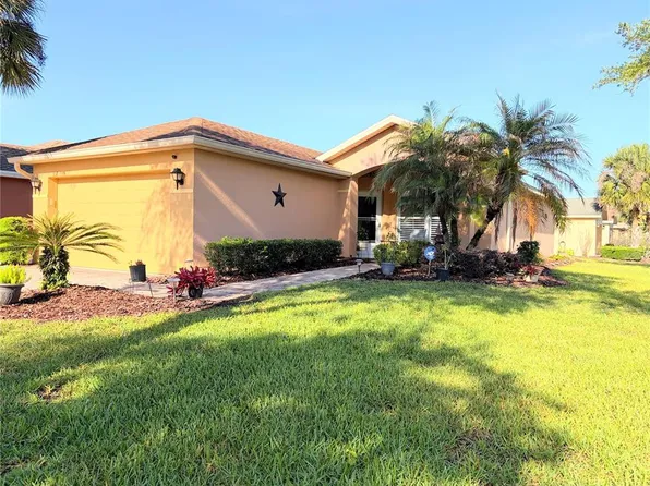 537 Grand Canal Dr, Poinciana, FL 34759