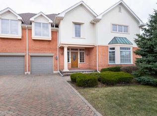 1105 S Hiddenbrook Trl, Palatine, IL
