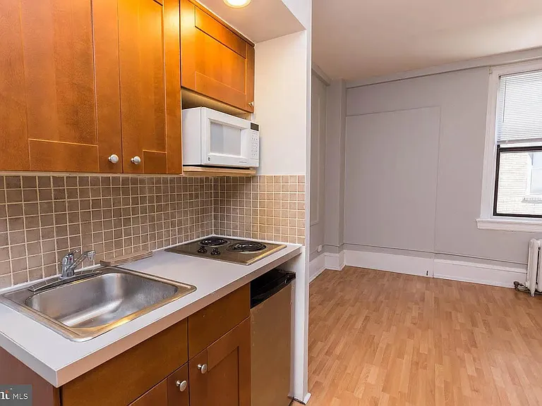 1324 Locust St #530 — Photo 24
