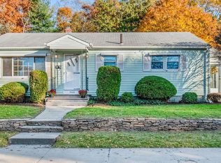 2462 Cranston St, Cranston, RI 02920