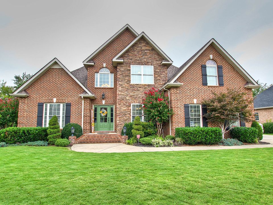 1st image of 2935 Frank Robinson Dr