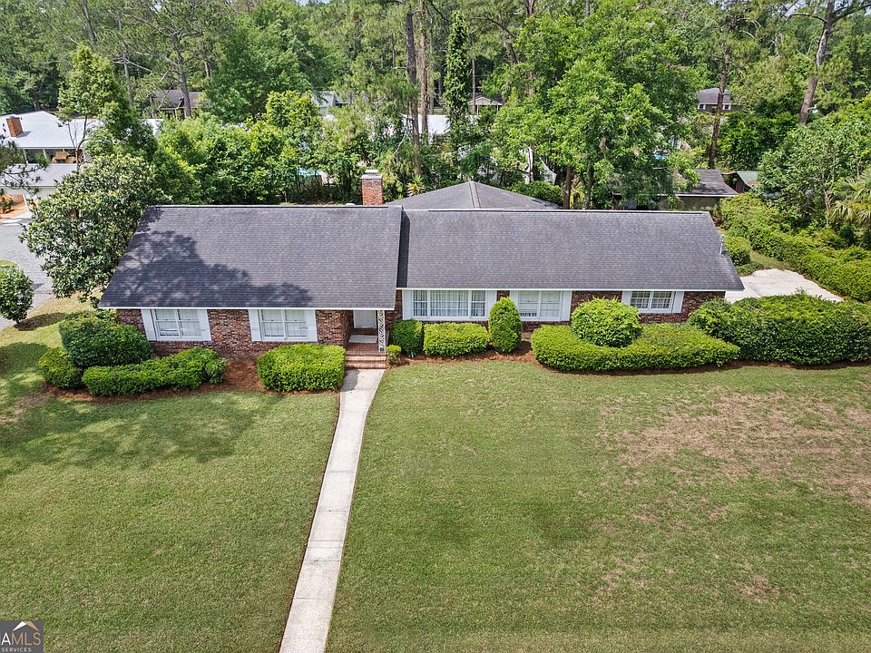 1st image of 147 W Magnolia St