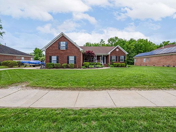 5th image of 1016 Cathedral Dr