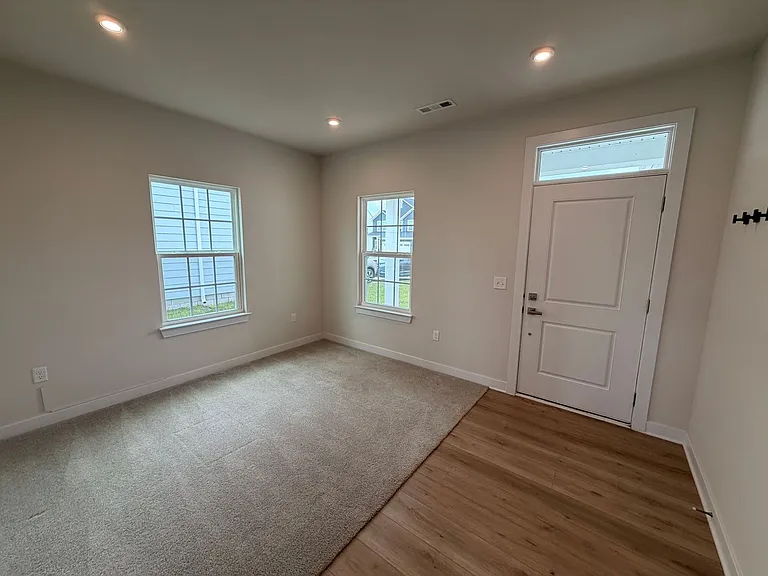 935 Green Valley — Photo 3