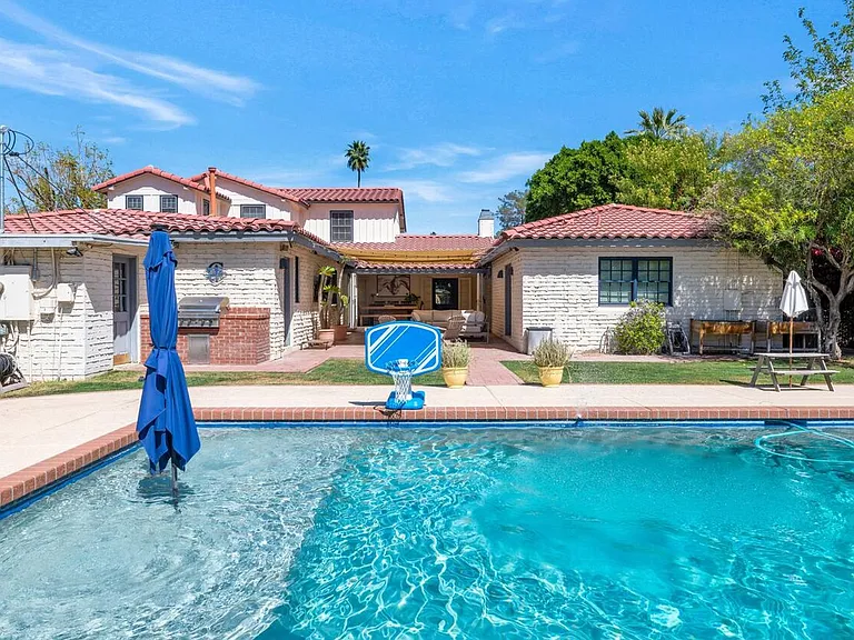 1021 W Encanto Blvd — Photo 23