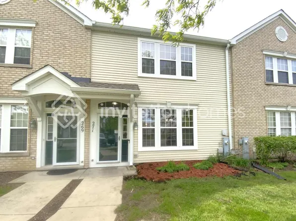 271 Springbrook Trl S, Oswego, IL 60543