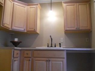 7529 W Grant St, West Allis, WI 53219