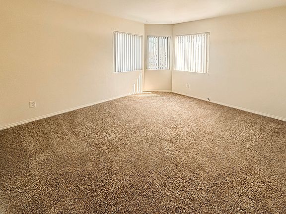 2nd image of 3772 41st St APT 5