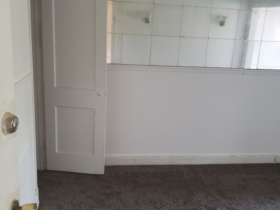1st image of 3536 4th St Floor 2