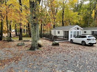 42 Pierce Rd #199B, Preston, CT 06365
