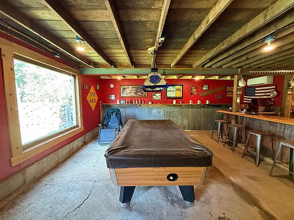 5th image of 345 200th Ave SW