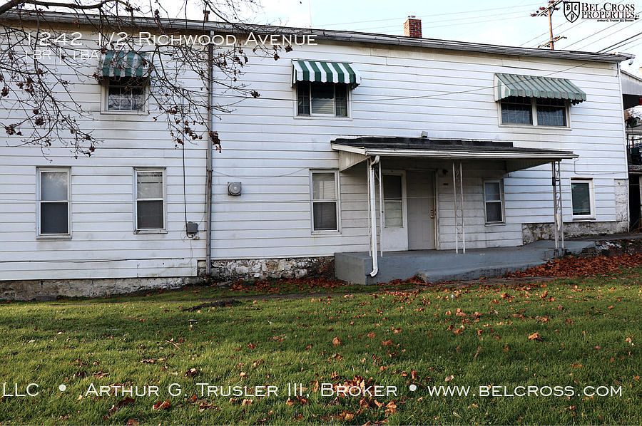 2nd image of 1242 1/2 Richwood Ave