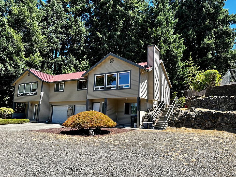 1st image of 516 NE Vena St