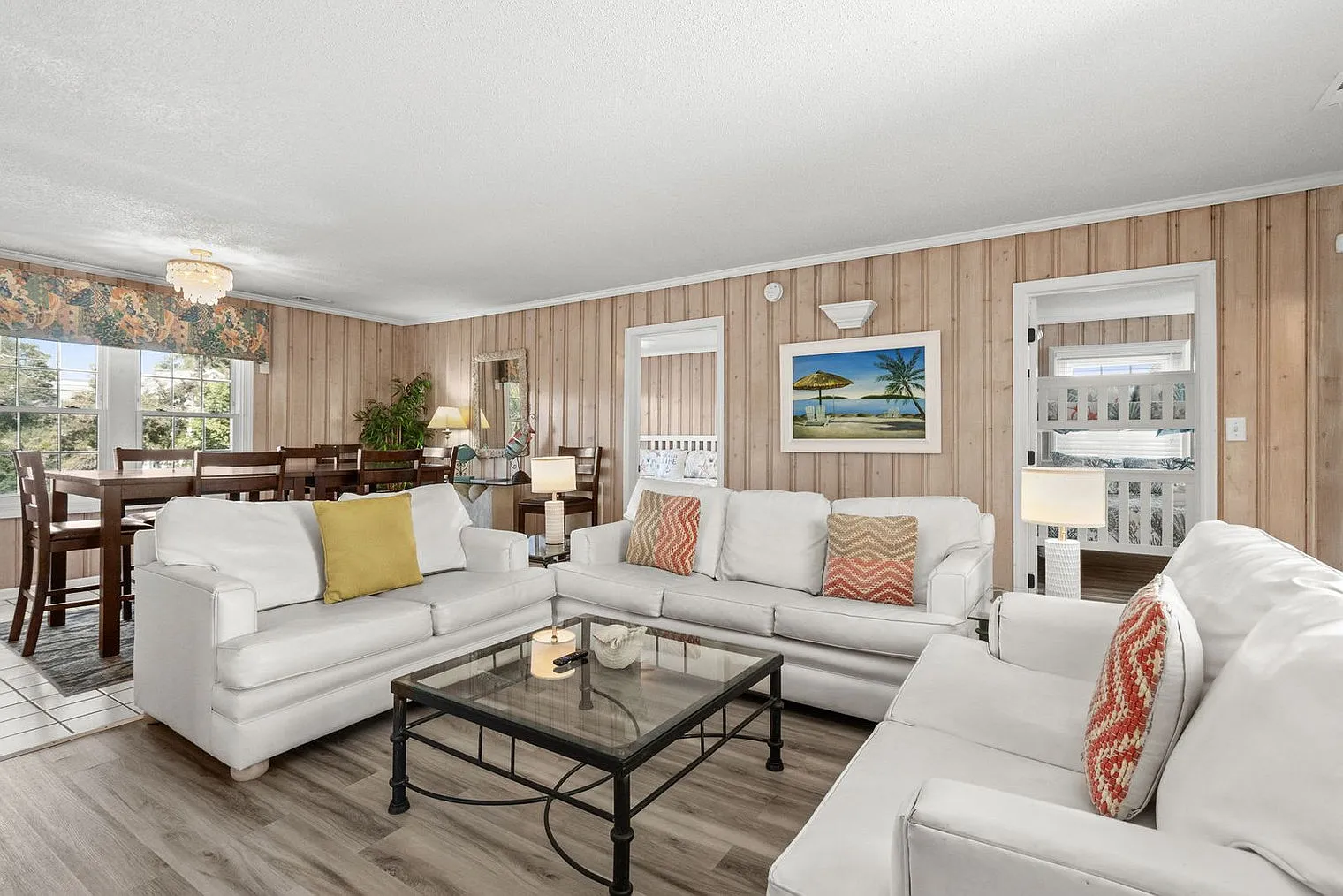 8 bed, 6.0 bath, 2712 sqft, $15,307 — Photo 1