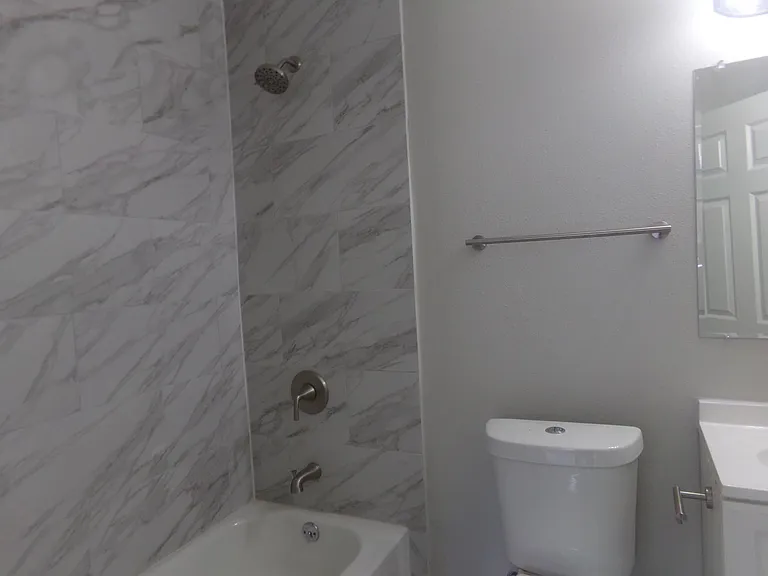 141 Gardenia St — Photo 7