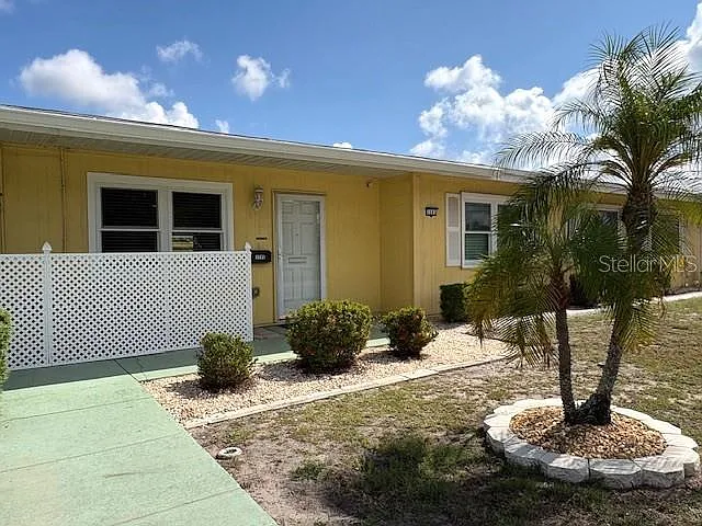 Building Photo - 1005 Rickenbacker Dr