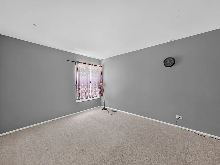 614 Bryn Mawr Ct — Photo 3
