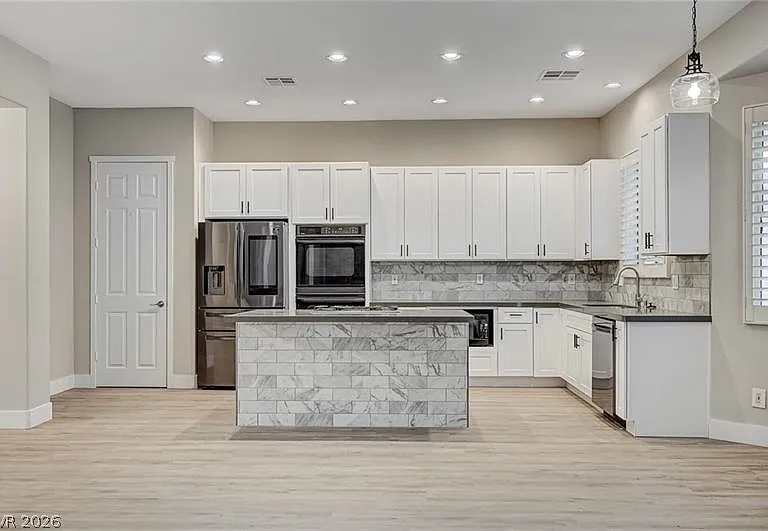 8103 Villa Cano St — Photo 12