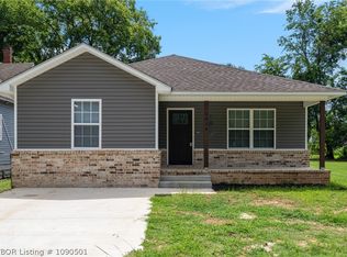 1014 N 7th St, Fort Smith, AR 72901
