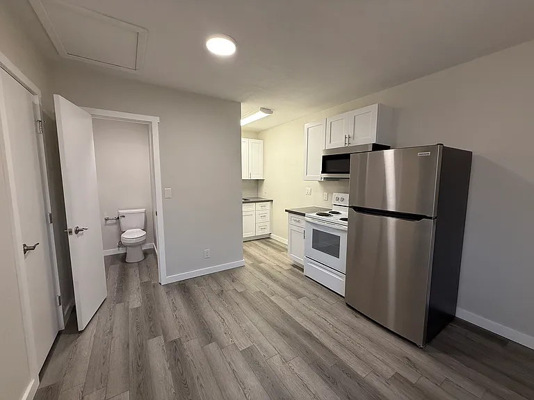 1509 E Roosevelt St #3 — Photo 3