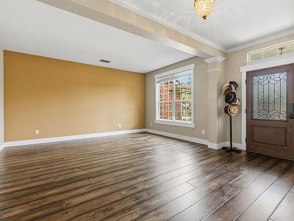 5th image of 8901 Ovalla Dr