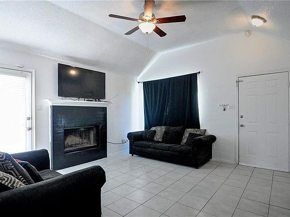 3rd image of 216 Woodhill Dr