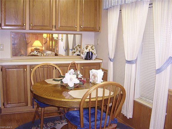 3rd image of 91 Lofty Ln