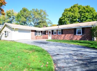 11 Elaine Rd, Stoneham, MA 02180