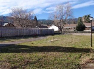 1916 Ashland St, Ashland, OR 97520