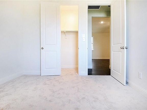5th image of 4416 Del Rey Ave
