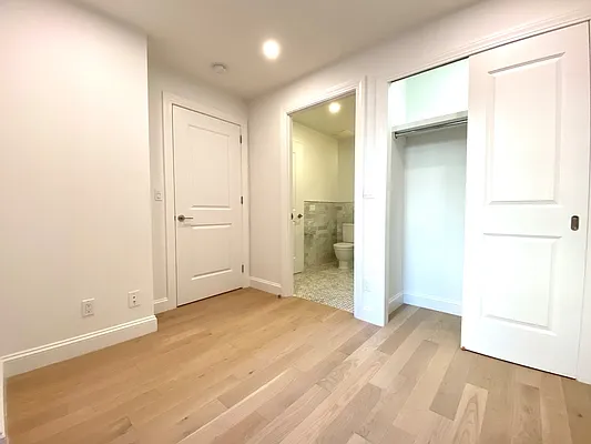 Rented by The Dermot Realty Management Company | media 11