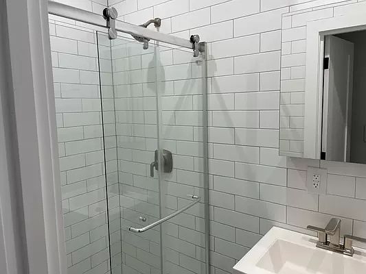 3rd image of 53-23 Roosevelt Ave #3F