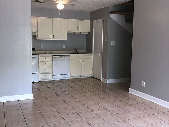 5th image of 7720 E Kings Hwy APT 30
