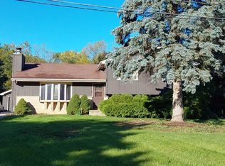 37830 N Manor Ave, Beach Park, IL 60087