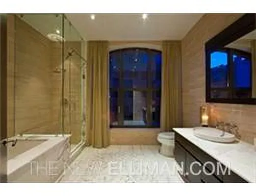 Sold by Douglas Elliman | media 21