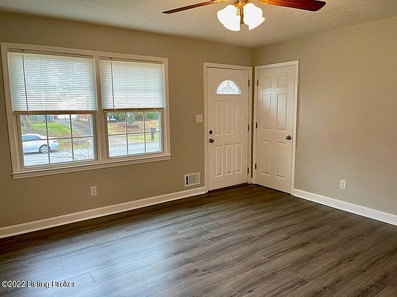 9019 Brandywyne Dr - 7