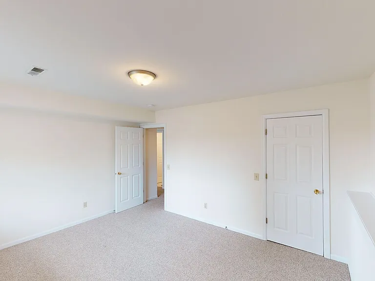 Muirfield Apartments — Photo 46