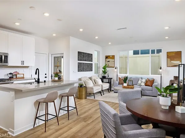 4045 Pomelo Dr, Corona, CA 92883