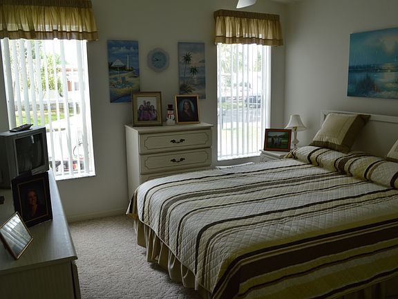 5th image of 4735 Cassandra Ln